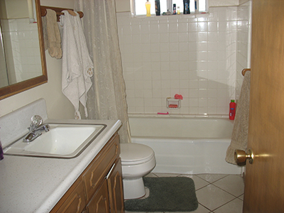 Bathroom - Before